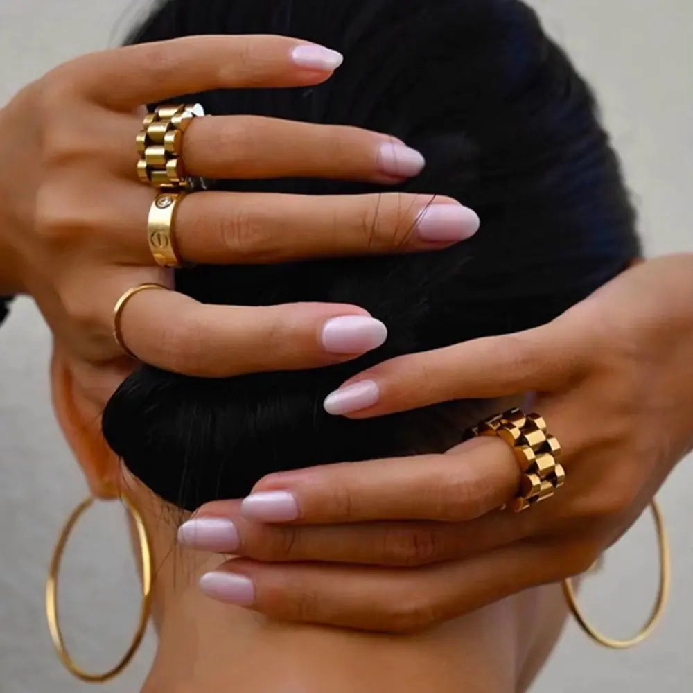 Elegant Gold Chain Ring